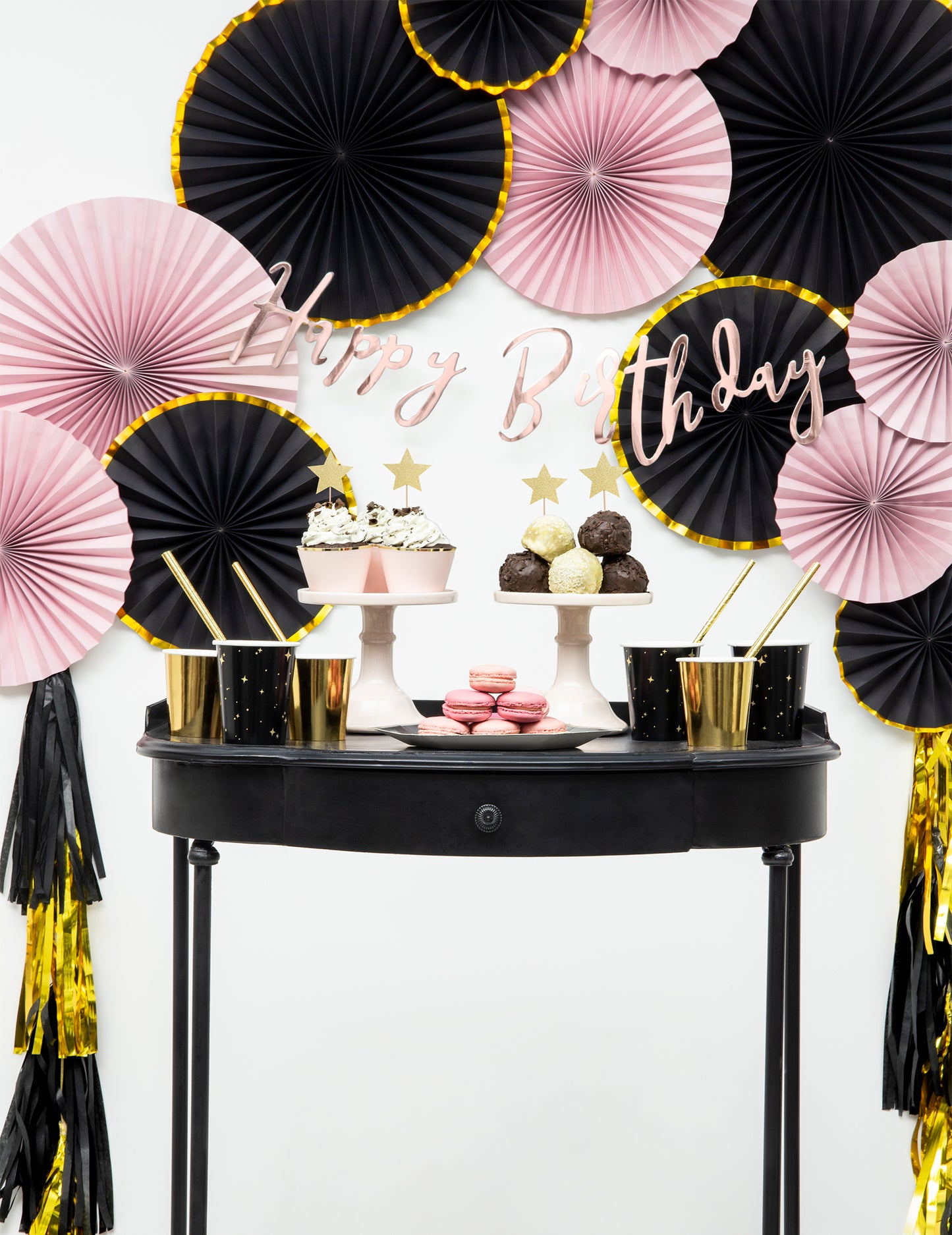 6 kartonskih okraskov za kolačke v pudrasto roza in kovinsko zlati barvi