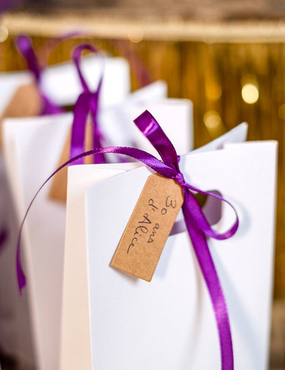 6 belih papirnatih vrečk 10 x 18 x 5 cm za poroko