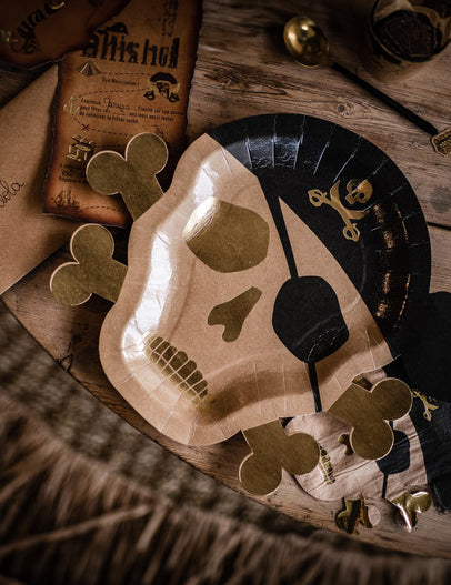 8 assiettes en carton pirate kraft tête de mort 26 x 33 cm