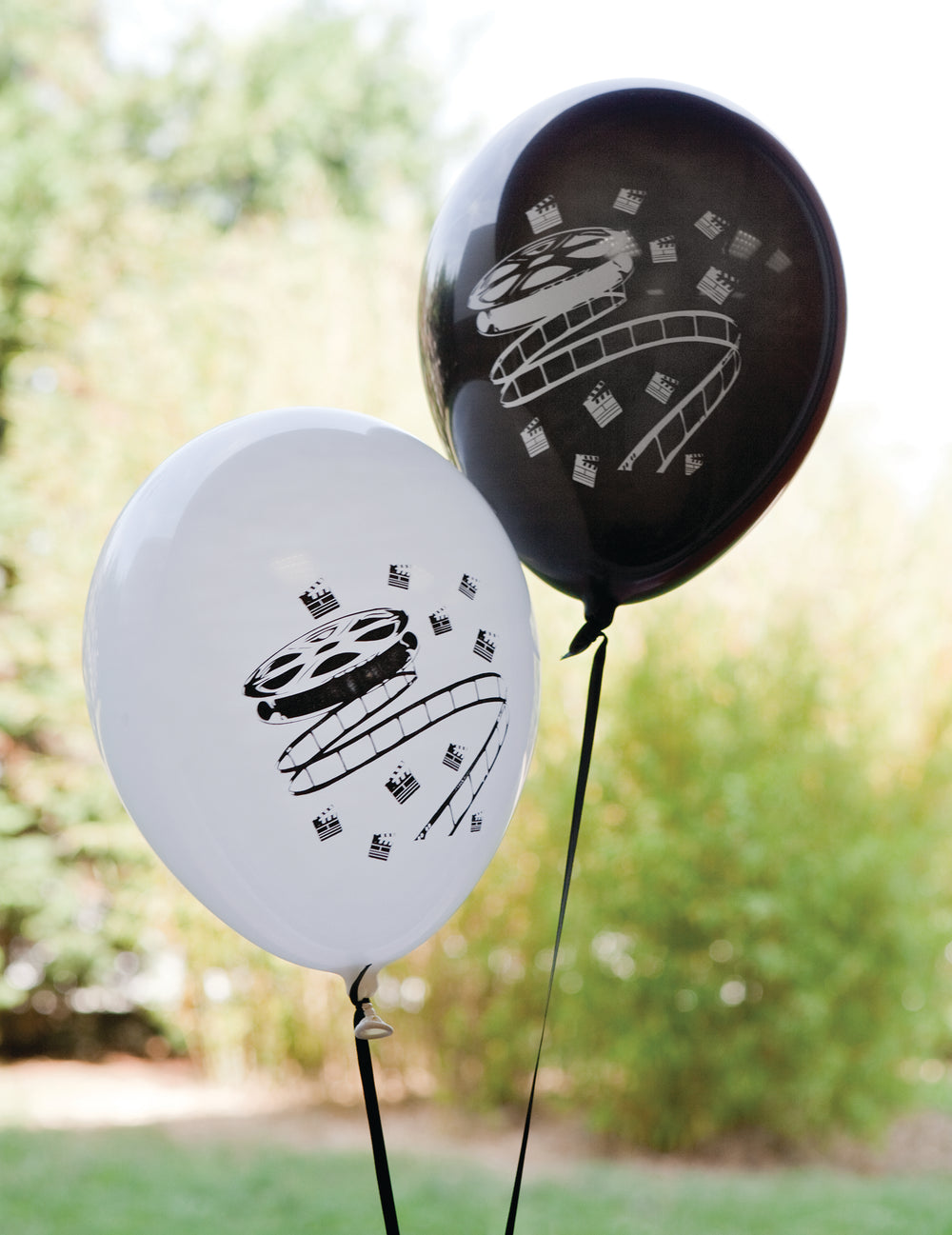 Gros plan sur les motifs des ballons en latex cinéma