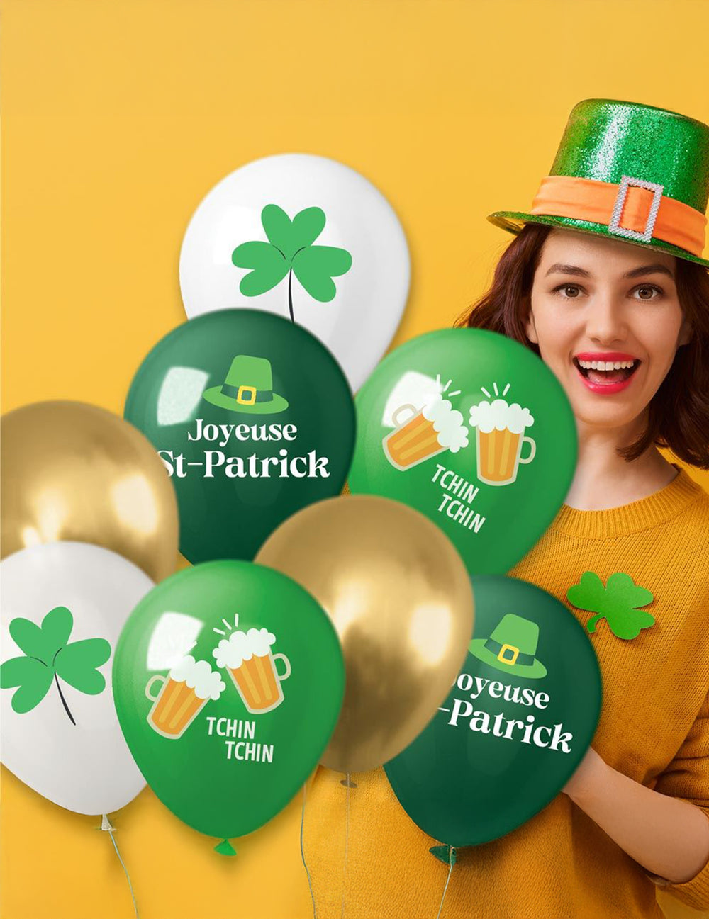 Mise en situation des ballons imprimés trèfles et bières Saint Patrick