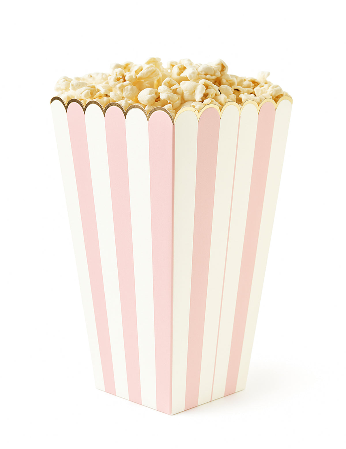 Zoom sur une boîte remplie du boîtes à pop corn à rayures pour fête rose pastel et blanc avec bordure dorée