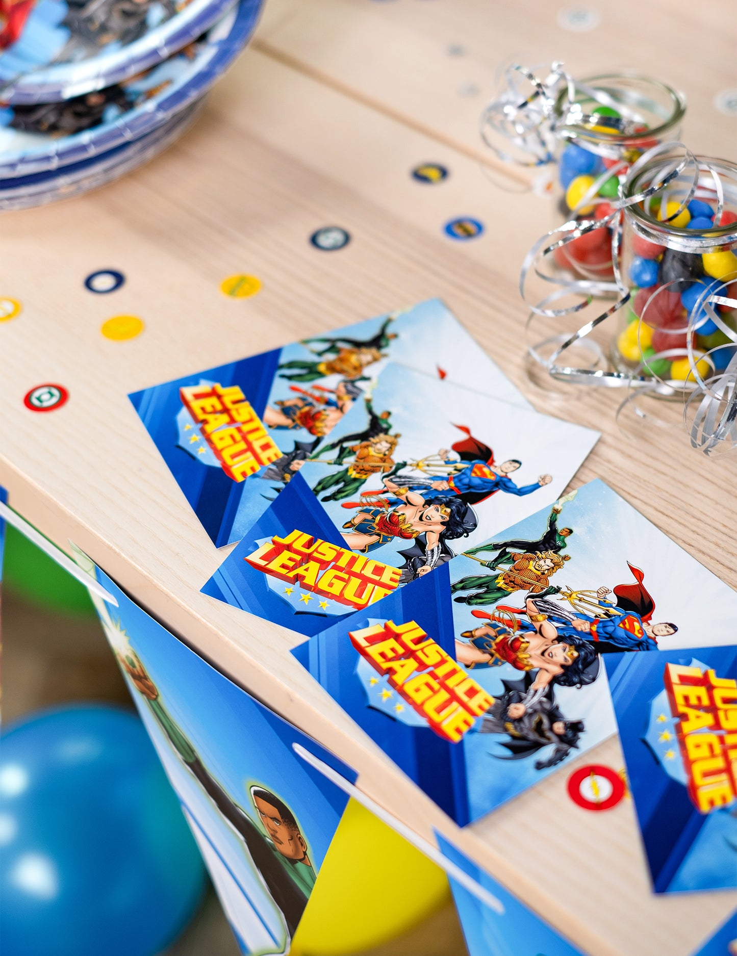 8 vabilnih kart z ligo za pravične ovojnice 10x16cm