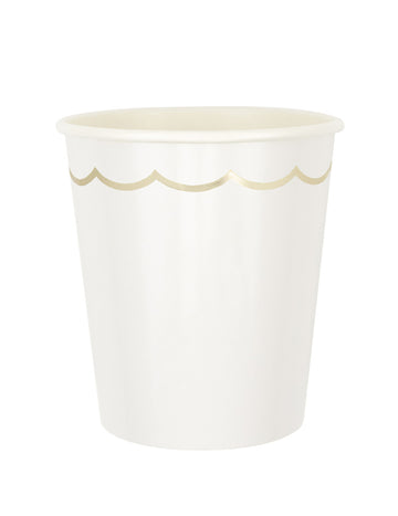 8 belo-zlatih kartonskih kozarčkov z nazobčanim vzorcem 200 ml