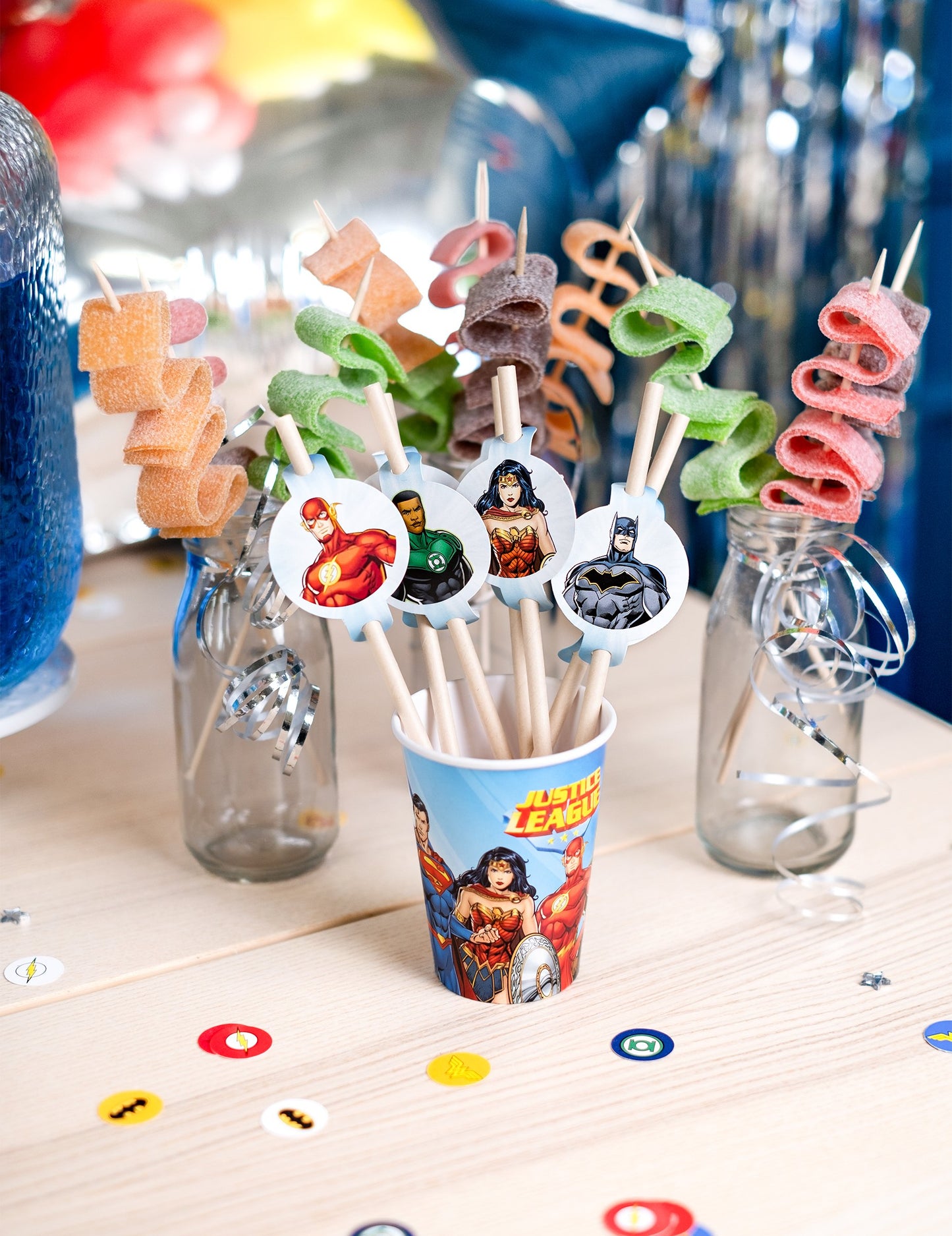 8 Bolting Medalon za Carton Justice League 20cm