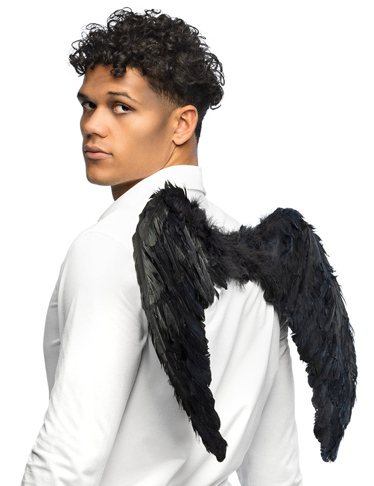 Vue de dos des ailes d'anges noires
