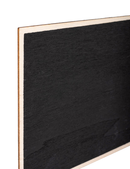 Détail de la texture en bois de l'ardoise classique mariage
