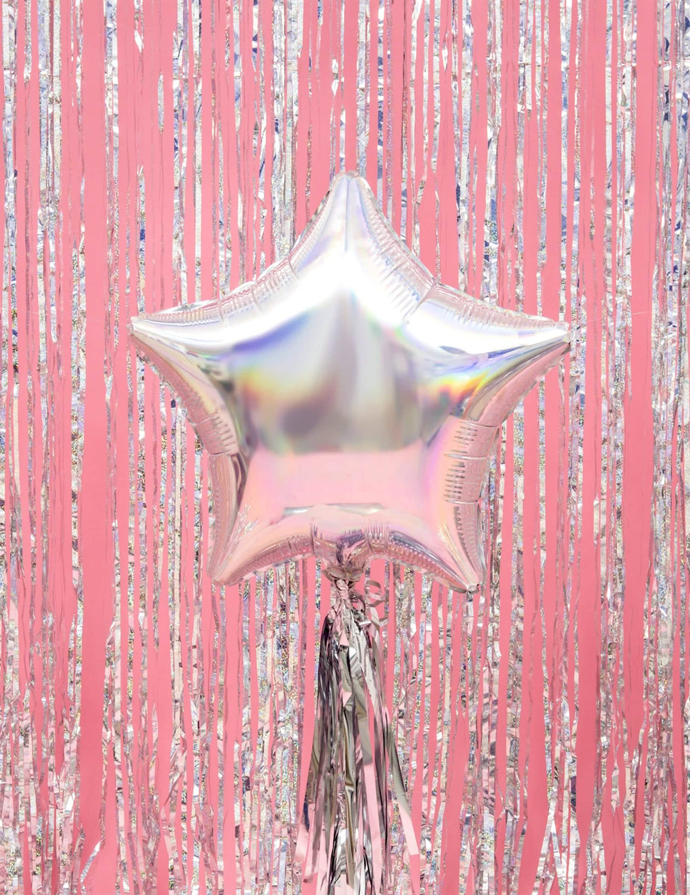 Postavitev iridescentne aluminijaste zvezde balona