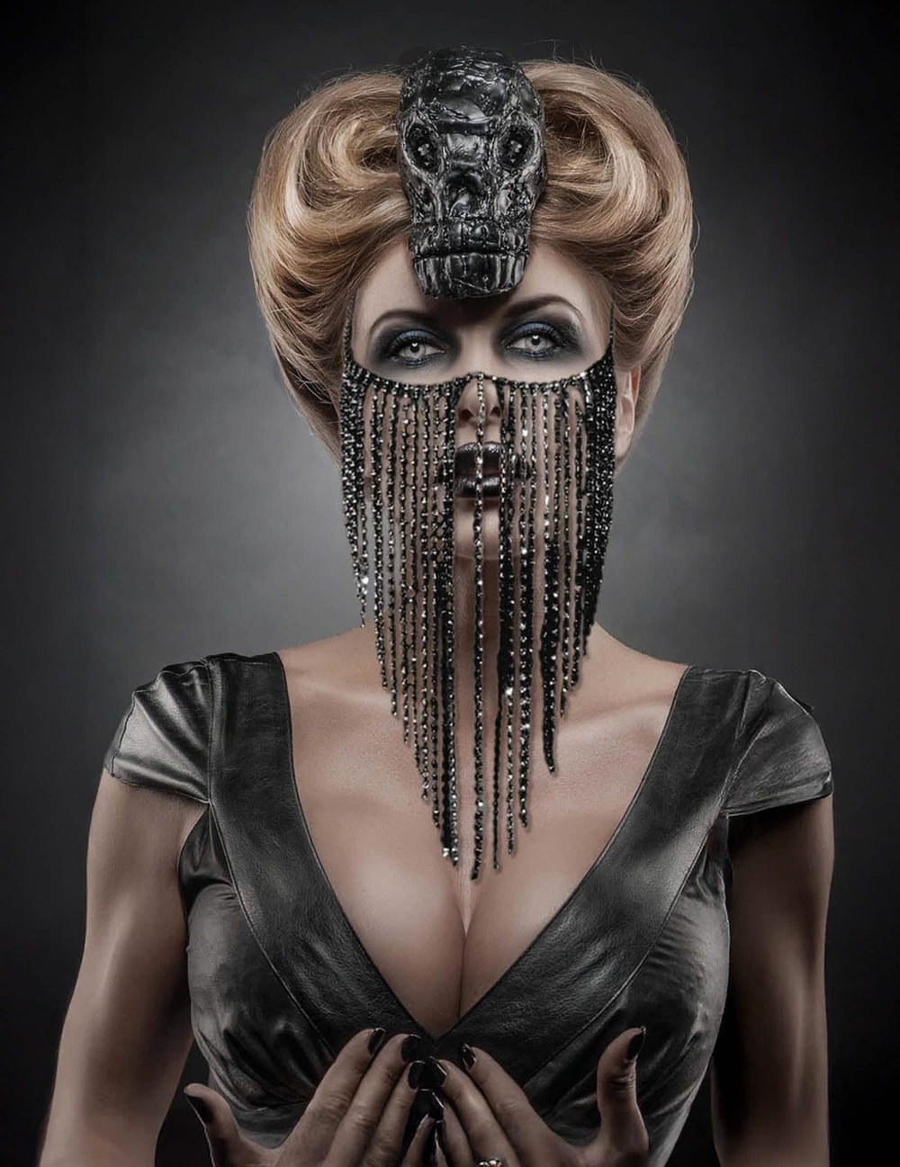 Bijoux de visage à franges pour adulte noir avec perles et crâne décoratif