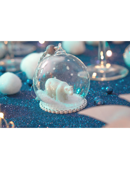 Steklena božična kroglica s polarnim medvedom 6 cm in sneg