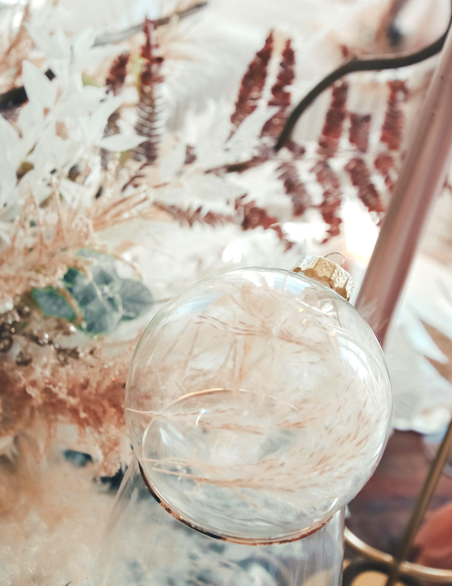 Prilagodljiva prozorna božična kroglica 8 x 9,5 cm obesiti