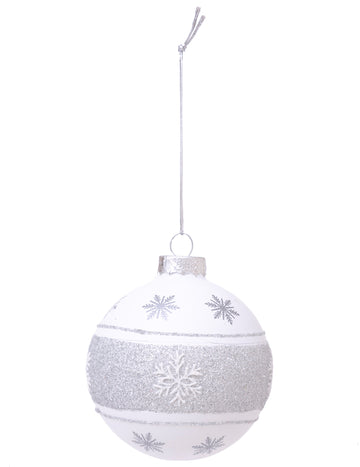 Steklena božična kroglica s srebrnim snežinkastim vzorcem 7 cm 