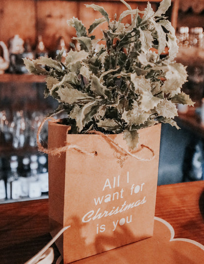 Šopek zelenih listov bodike 35 cm za božič