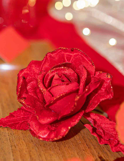 Branche de rose velours pailleté rouge 21 cm