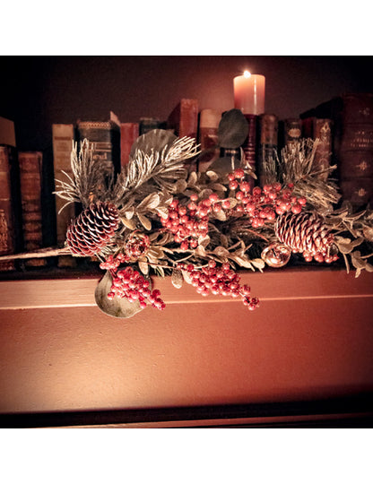 Tradicionalna veja evkaliptusa z zvončki in storži 70 cm dekorativni