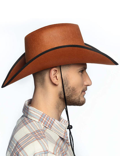 Rjavi kavbojski klobuk z odraslimi črnimi robovi