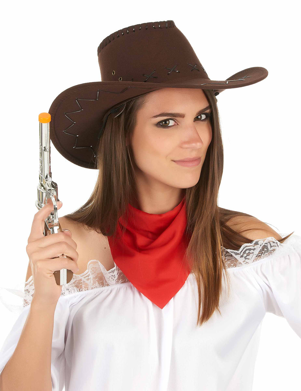 Vue portée avec bandana et pistolet factice du chapeau de cowboy
