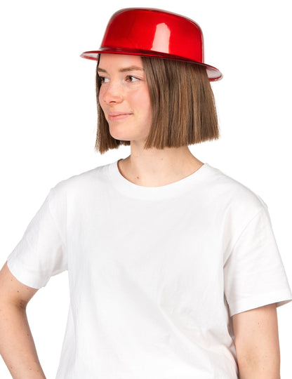 Svetlo rdeč klobuk bowler