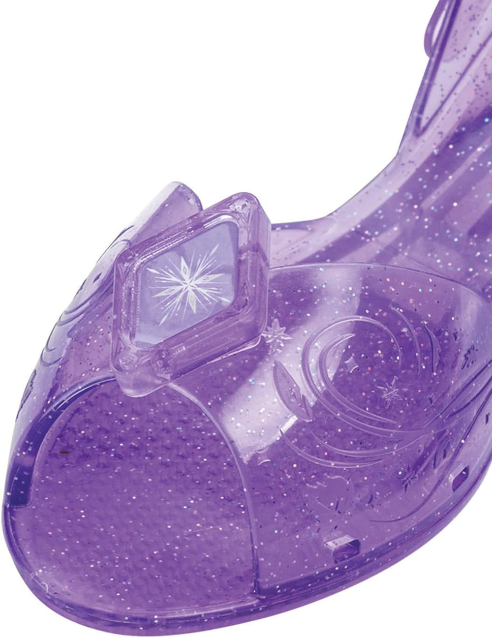 Détail de l'emblème flocon sur l'avant des chaussures de princesse Elsa Reine des neiges