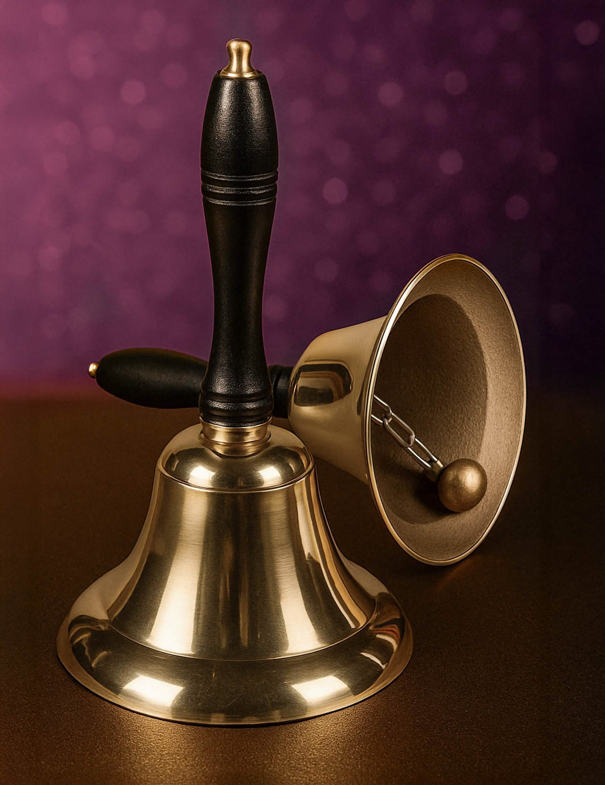 Cloche du Père Noël de luxe pour adulte dorée avec manche noir