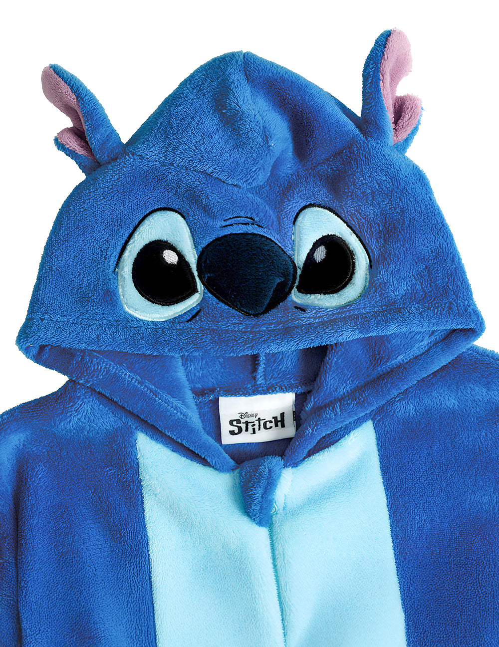 Gros plan sur la capuche de la combinaison Stitch pour enfant