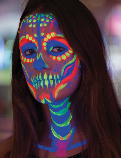 Rendu fluorescent du crayon de maquillage UV pour adulte bleu pastel