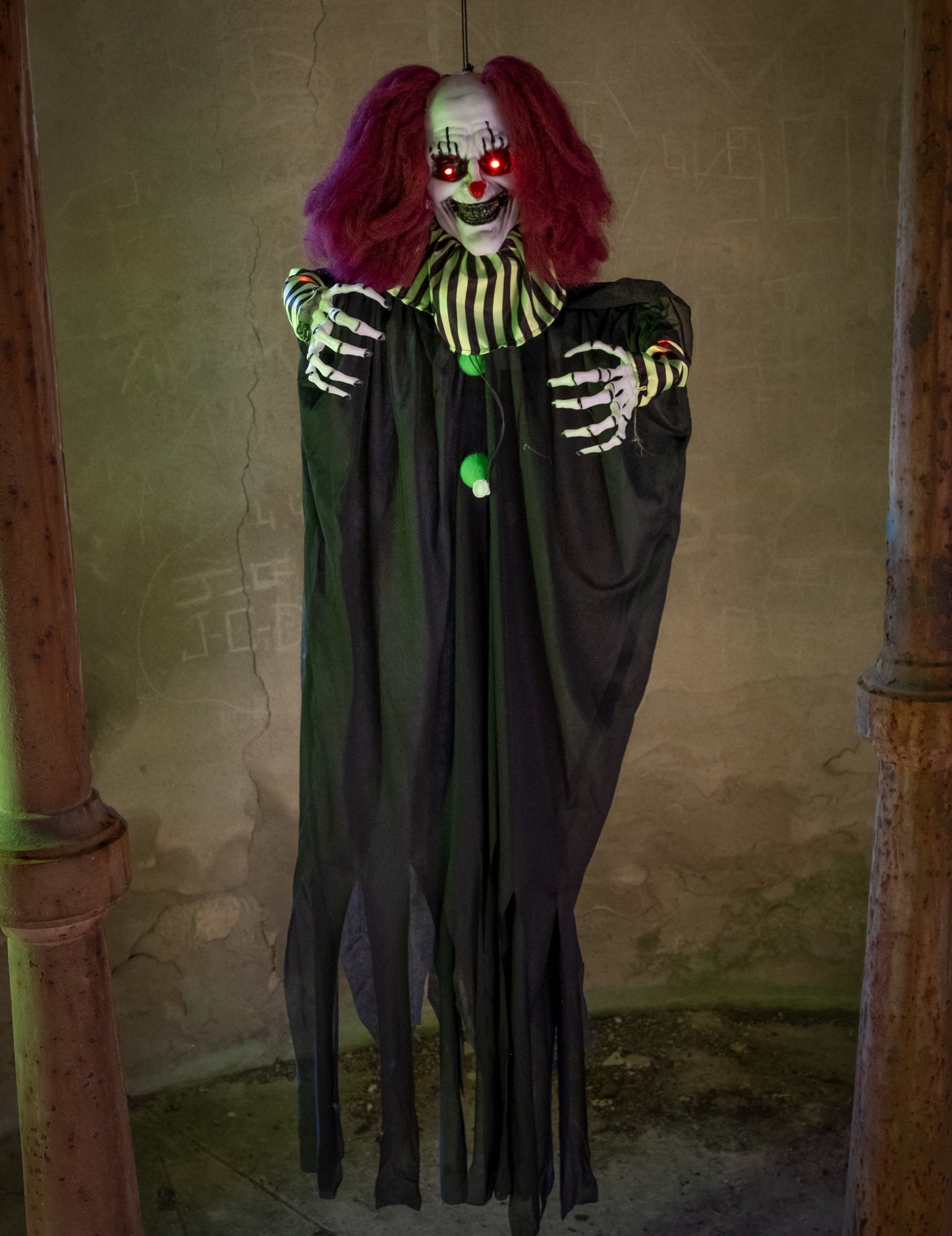 Animirana dekoracija grozljiva klovn visi 130 cm