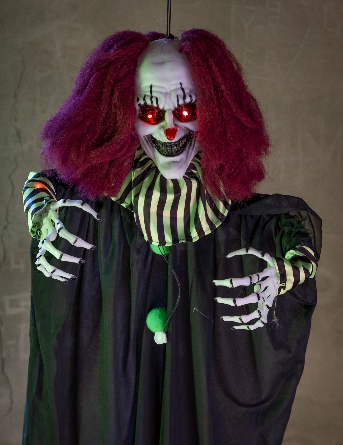 Animirana dekoracija grozljiva klovn visi 130 cm