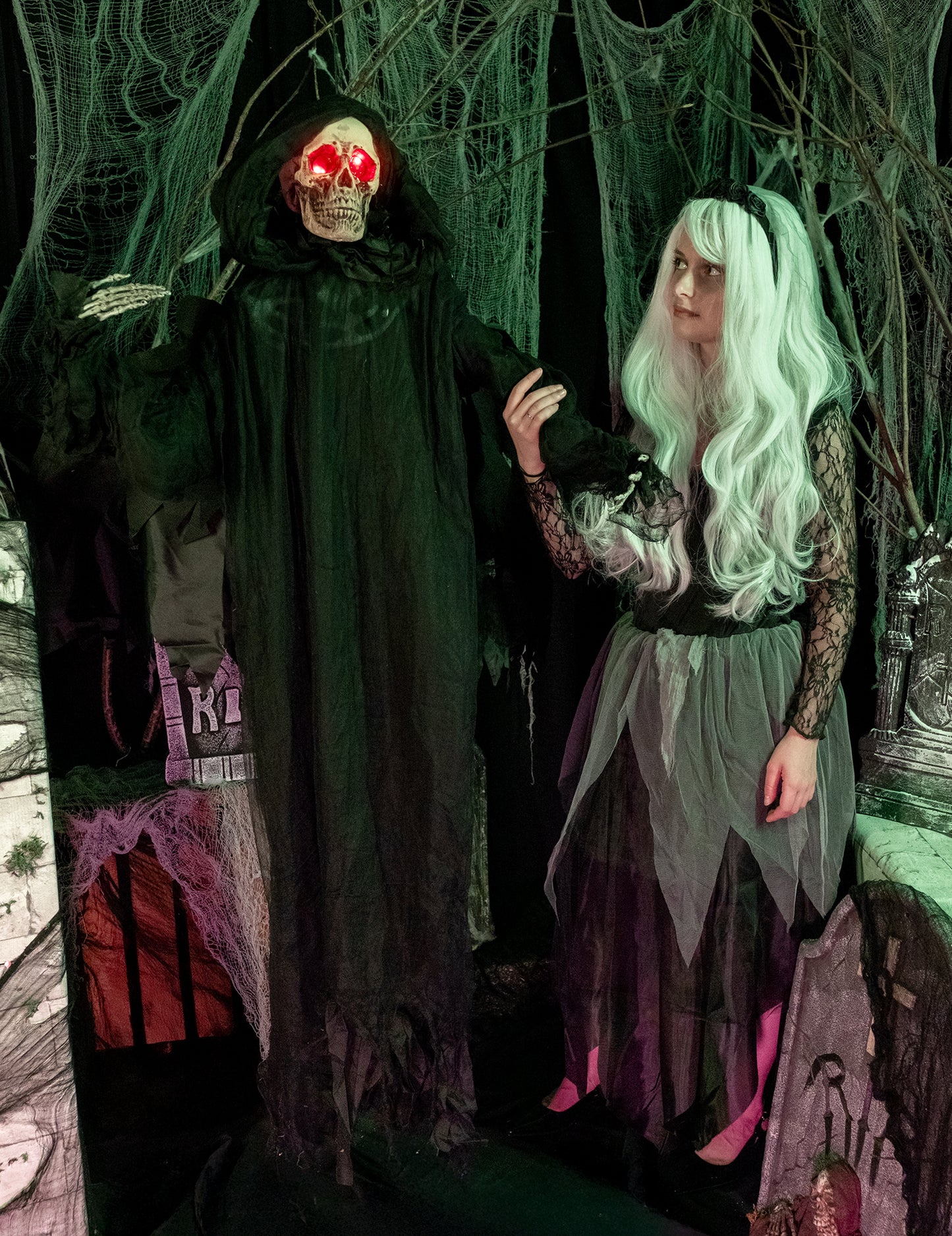 Animirani zvok in lahka dekoracija omamljena demon 165 cm