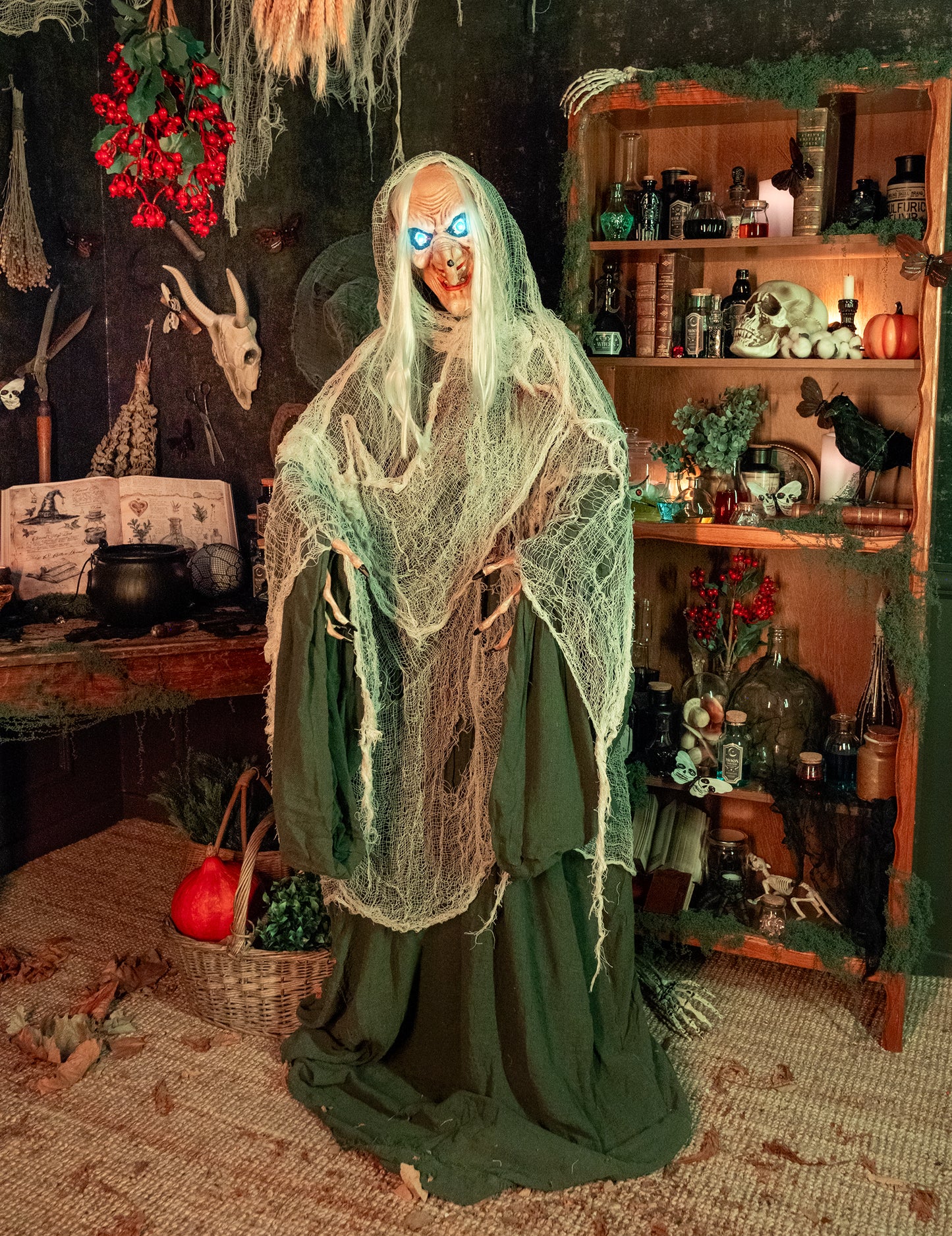 Animirani zvok in lahka dekoracija čarovnica Andromeda 153 cm