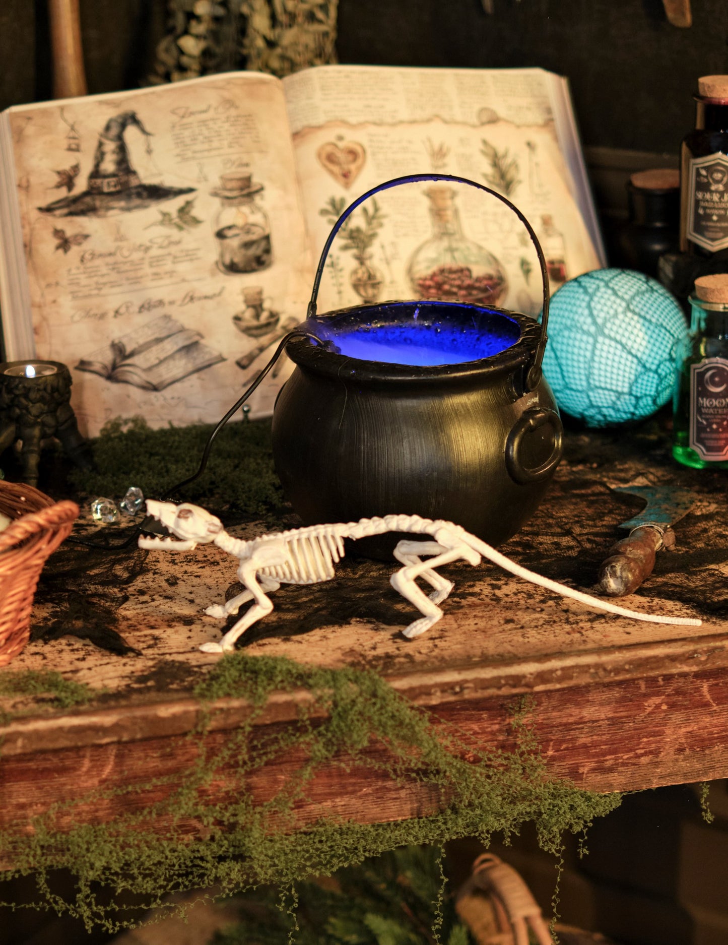 Dekoracija okostja podgan 16 x 23 cm noč čarovnic