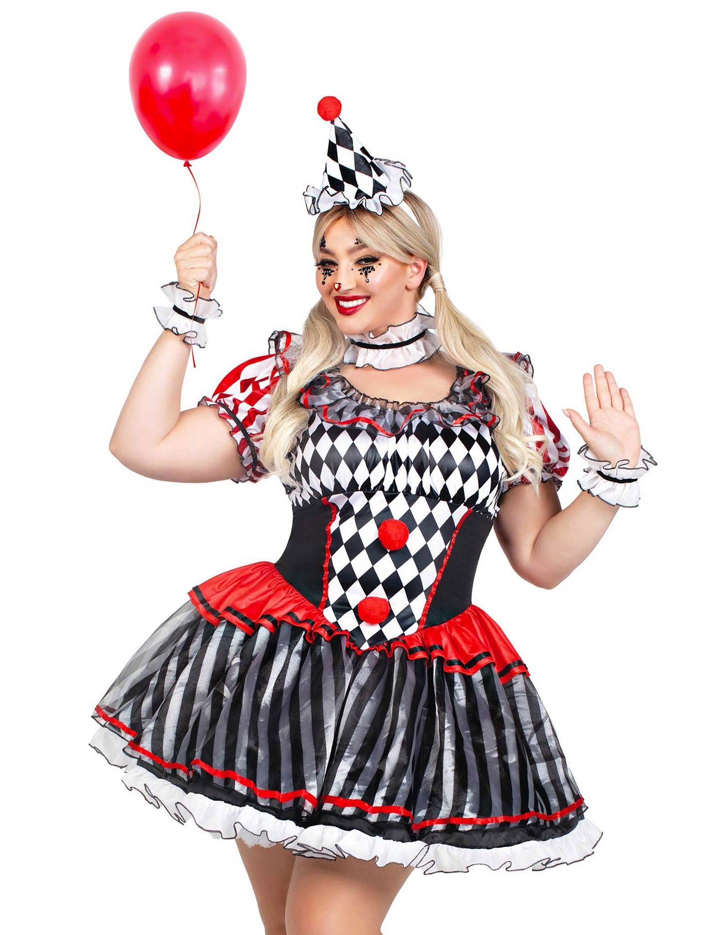 Gros plan sur le ballon et le chapeau du déguisement arlequin sexy pour femme