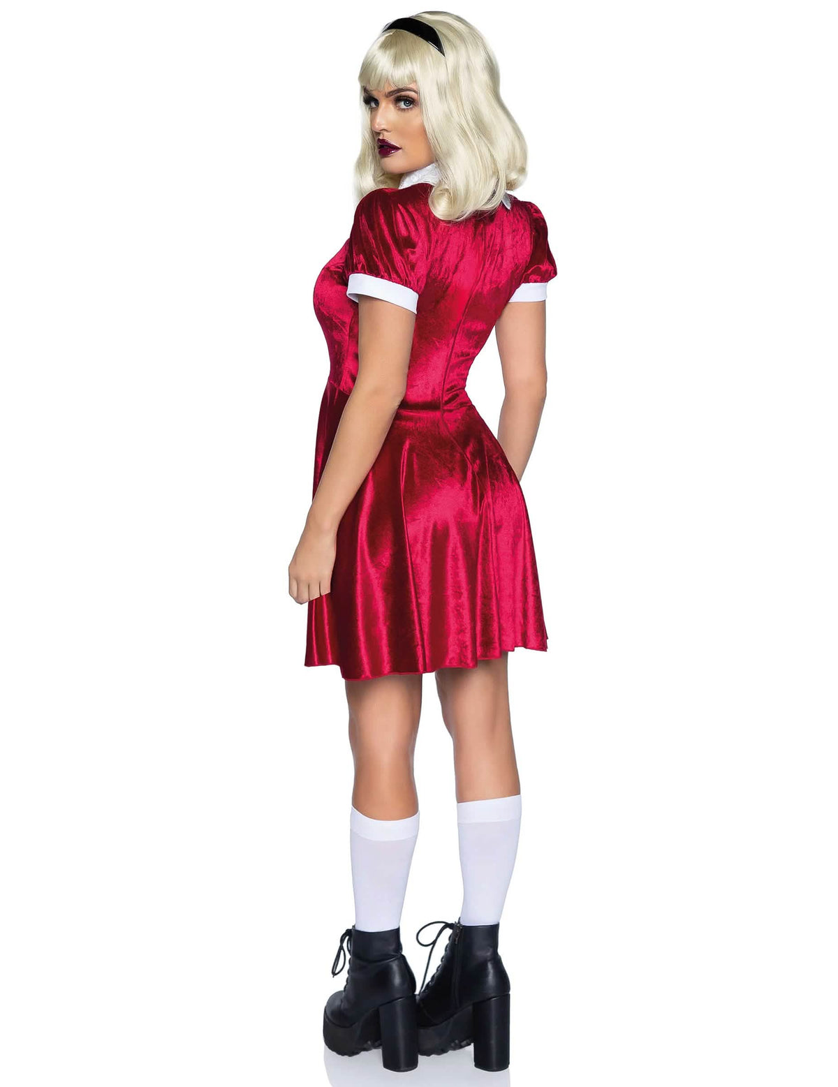 Pogled od zadaj na rdeča baby doll kostum