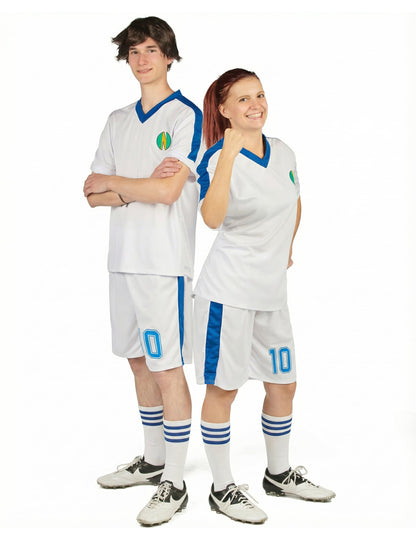 Vue en duo homme et femme du déguisement de capitaine de football pour homme