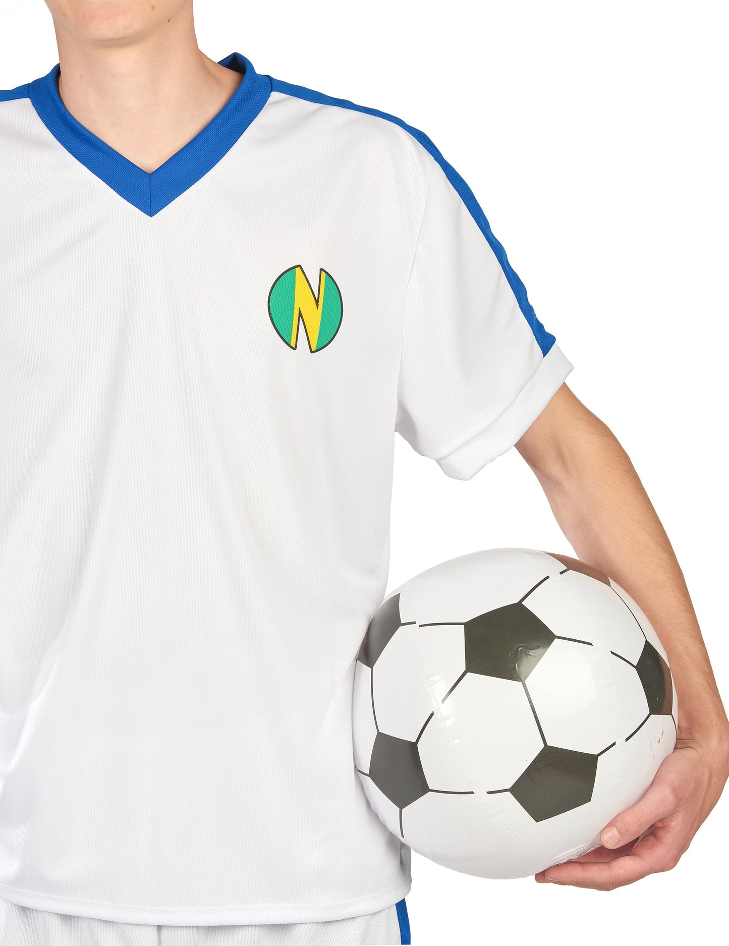 Gros plan sur le logo du déguisement de capitaine de football pour homme