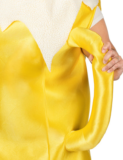 Povečan pogled na ročaj kostuma piva za odrasle