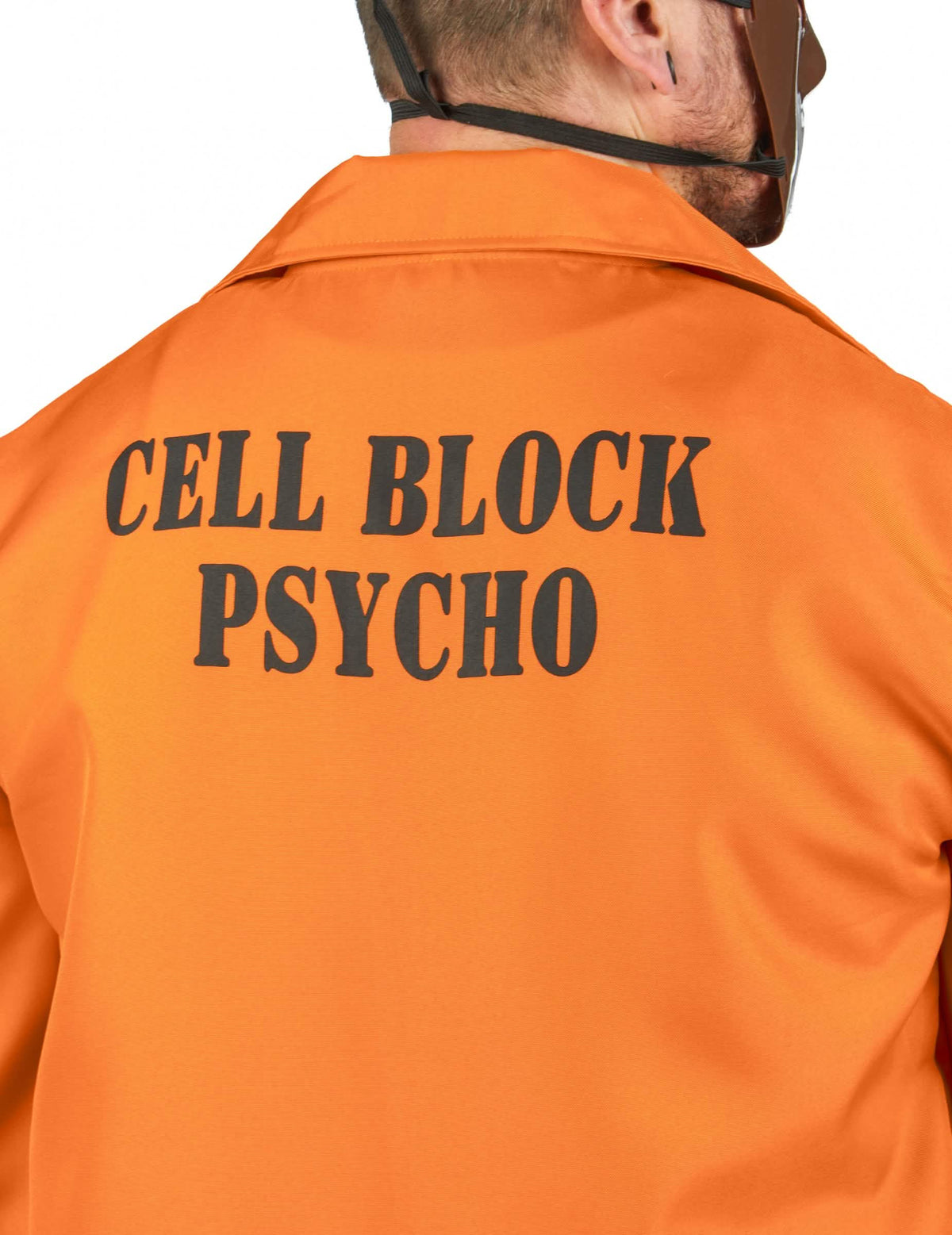 Pogled od zadaj z napisom Cell Block Psycho na kostumu kanibalskega zapornika