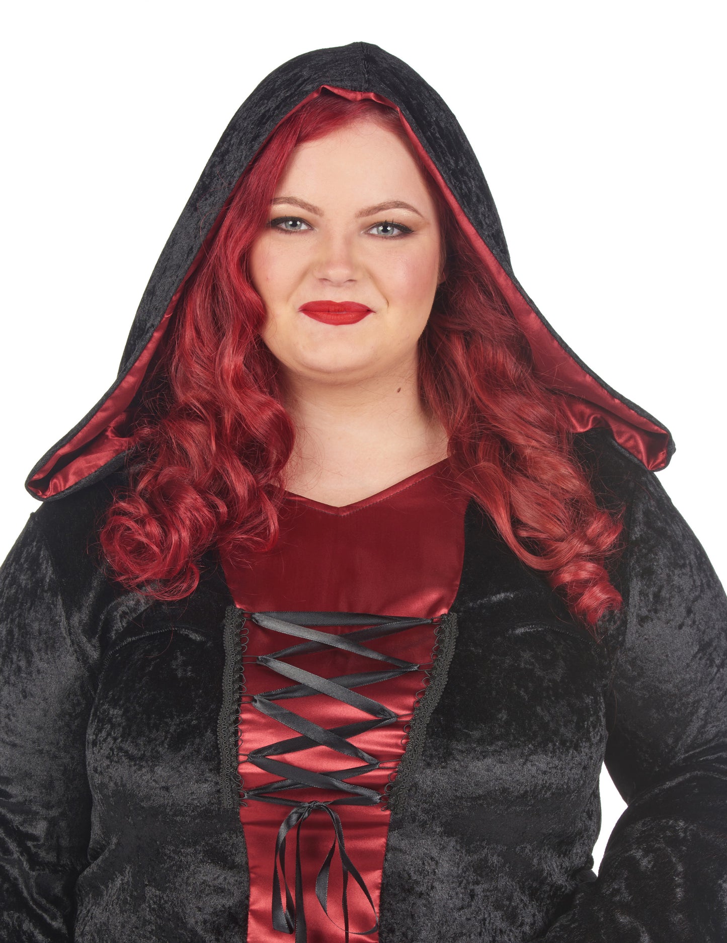 Velik kostum gotske velikosti z rdečo in črno žensko kapuco