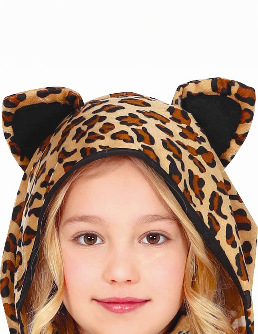 Détail de la capuche avec oreilles du déguisement léopard pour fille