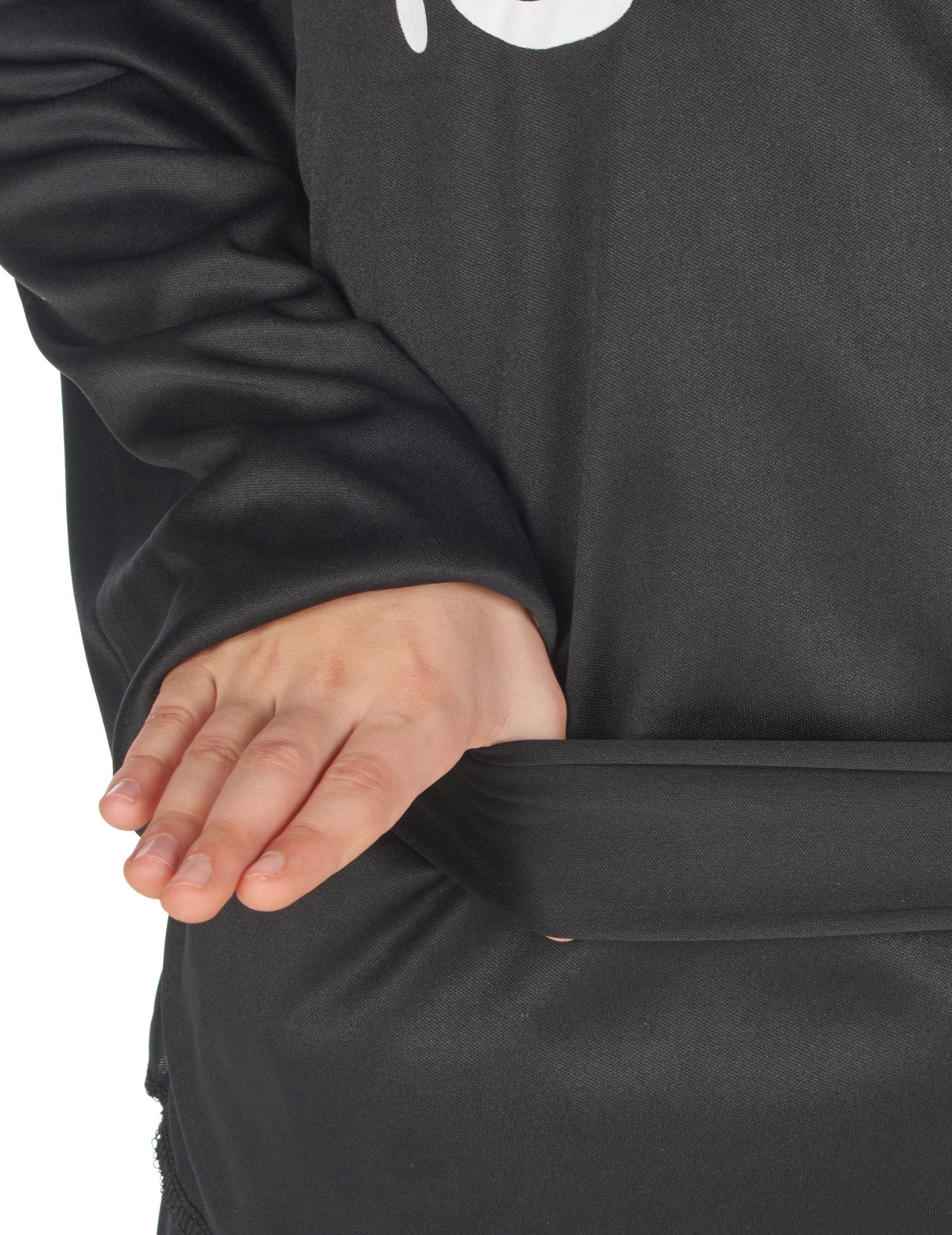 Podrobnost črne pasu kostuma ninja komandosa