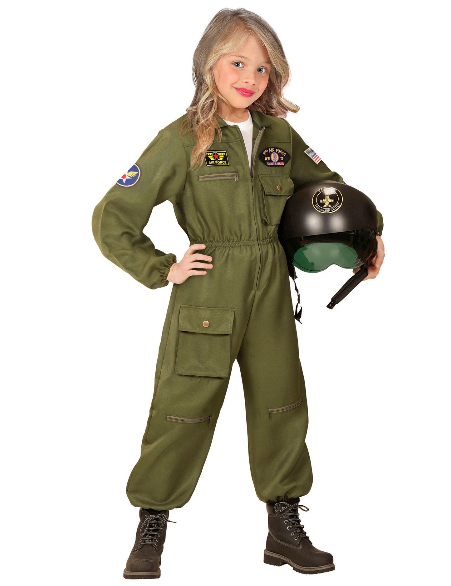 Fant, ki se bori s pilotnim kostumom
