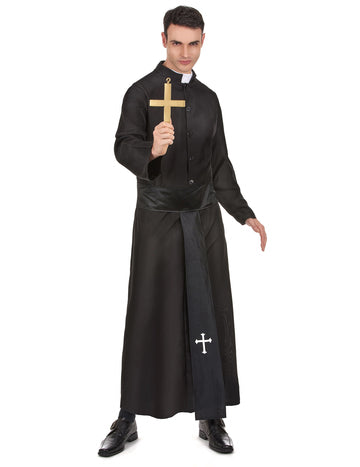 Duhovnik preobleka z moškim belim ovratnikom