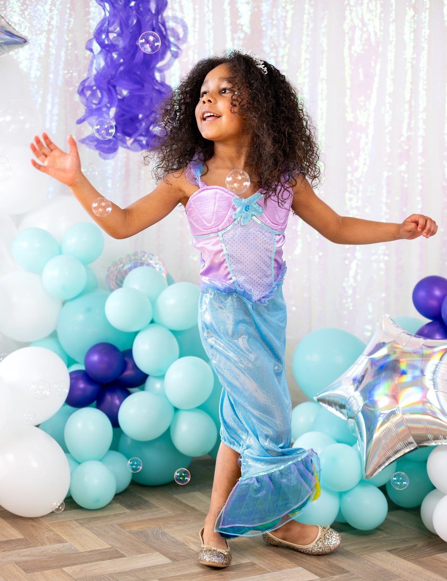 Otroška kostumska deklica