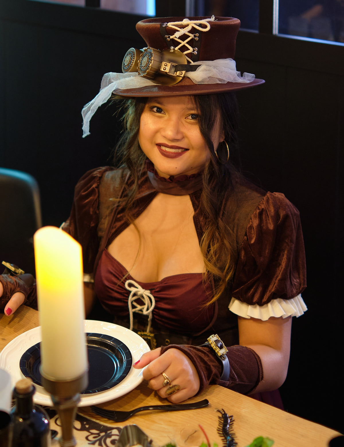 Bordeaux Woman Steampunk kostum