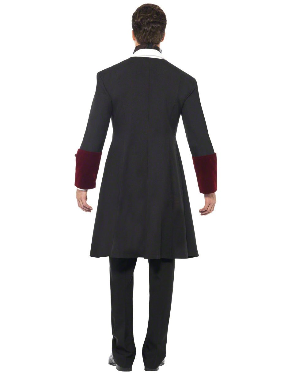 Halloween Man Vampire preoblečena
