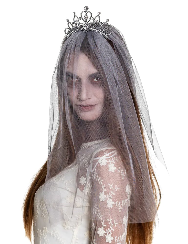 Diademe s poročeno tančico