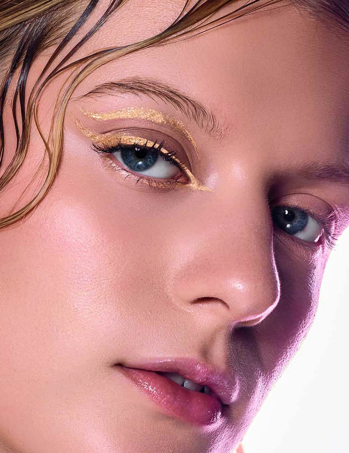 Bleščeč ali kovinski eyeliner - Si si la paillette™