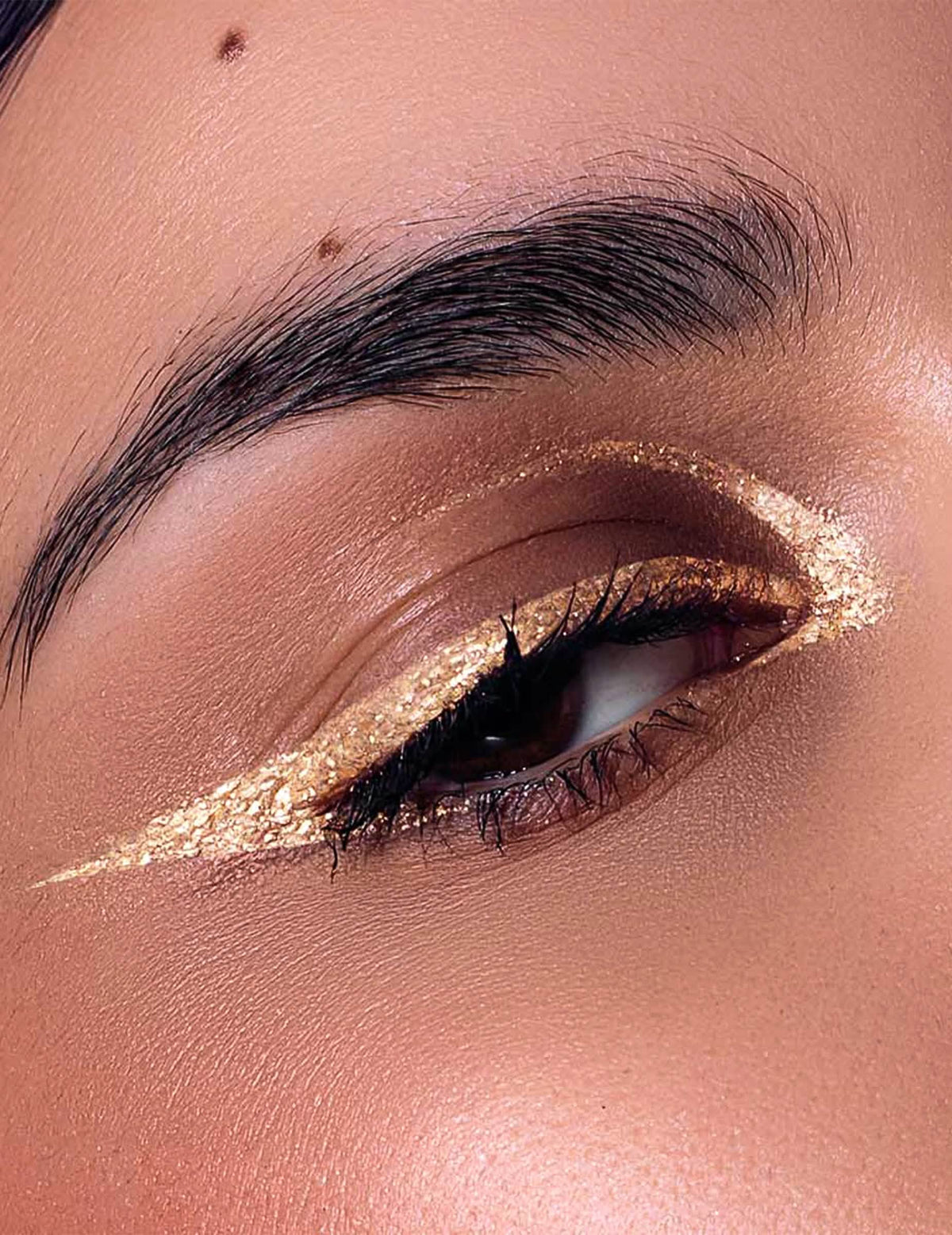 Bleščeč ali kovinski eyeliner - Si si la paillette™
