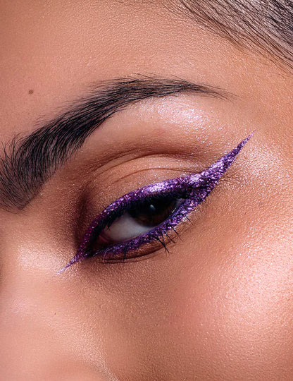 Vijoličen bleščeč eyeliner - Si si la paillette™