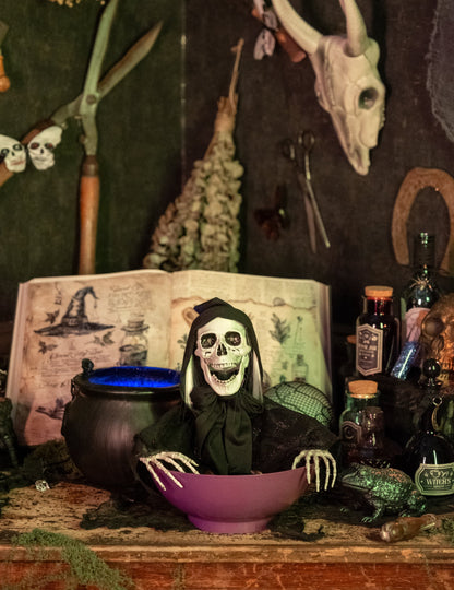 Ghoulish Reaper z žarečo skledo 52 cm